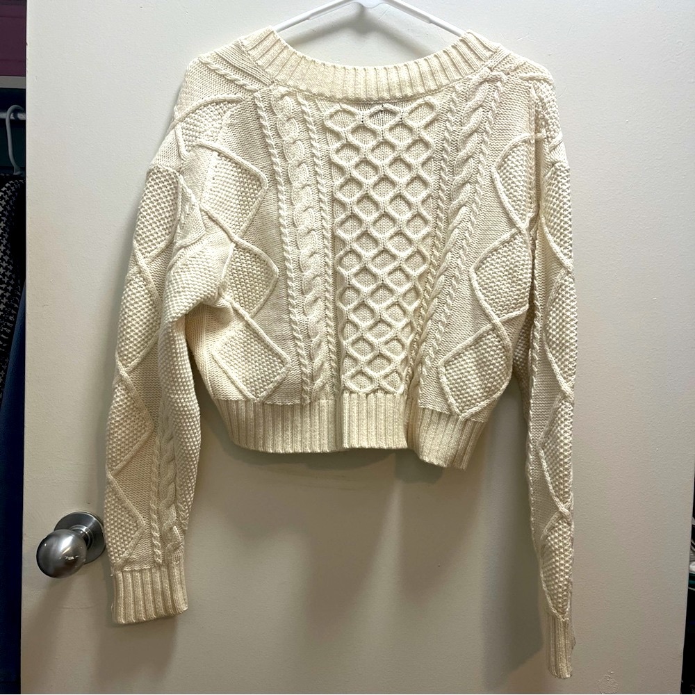 EUC Aritzia Wilfred Free Mystic Cable Sweater - Picture 5 of 8